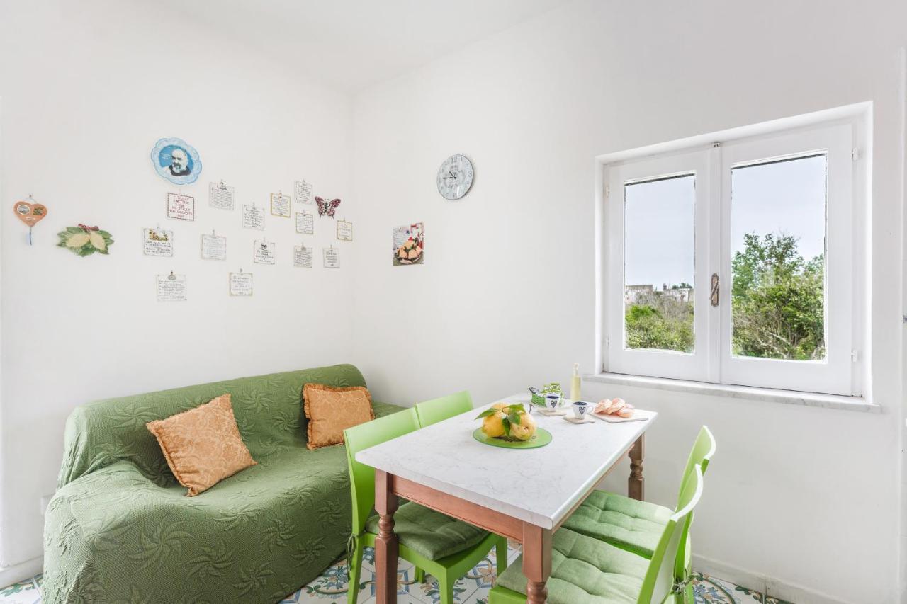 Green Island Apartment Прочида Экстерьер фото
